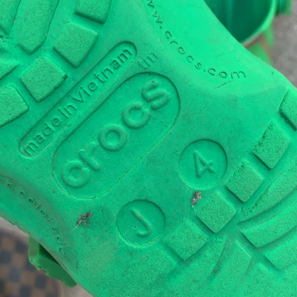 Crocs
Big Kids Minecraft Classic Clogs from Finish Line - Picture 6 of 13